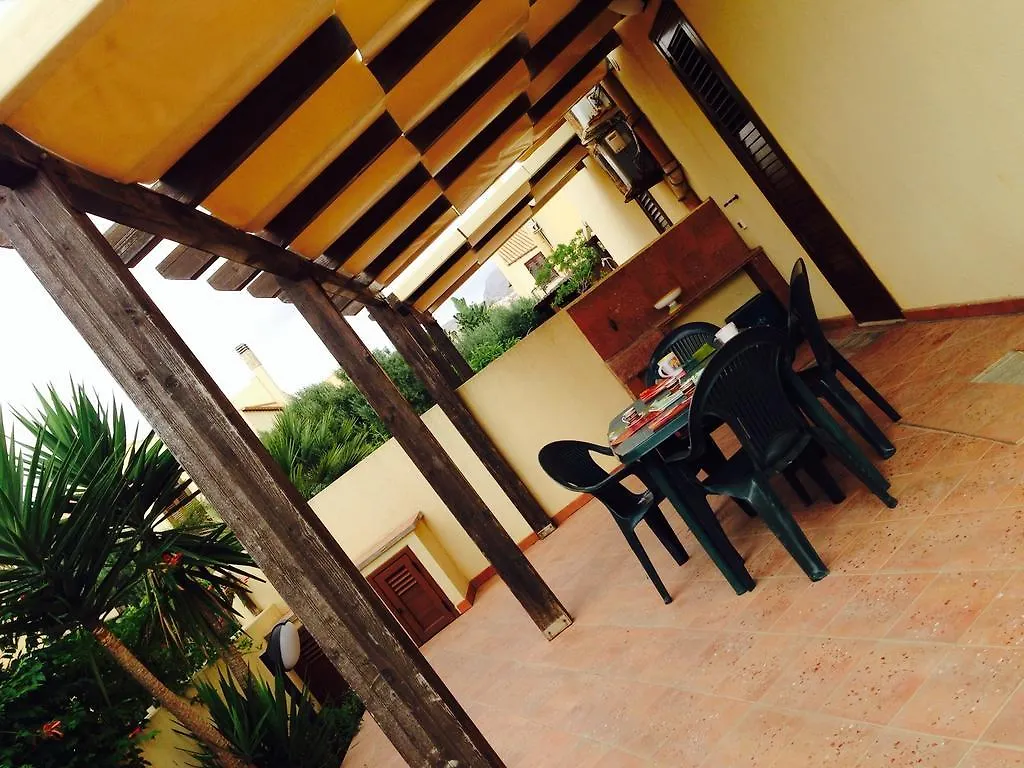 Villa Baia Di Cornino Кустоначи