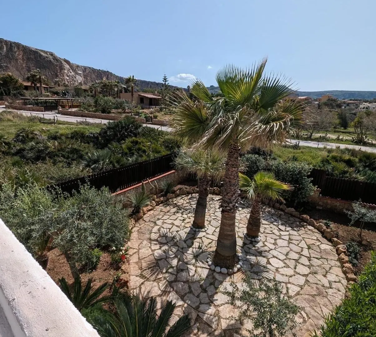 Villa Baia Di Cornino Кустоначи 0*,  Италия