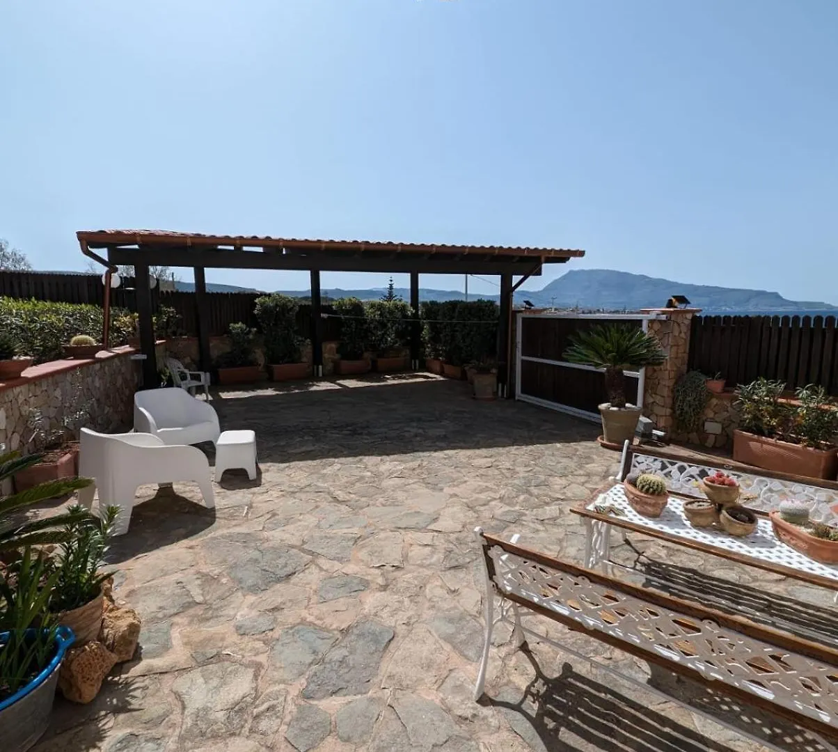 Villa Baia Di Cornino Кустоначи